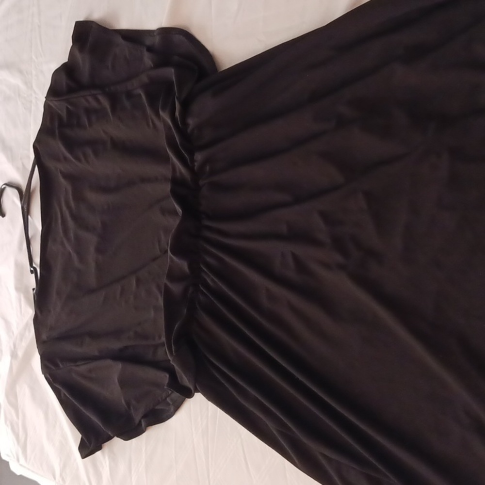 Dress - Picture 4 of 4